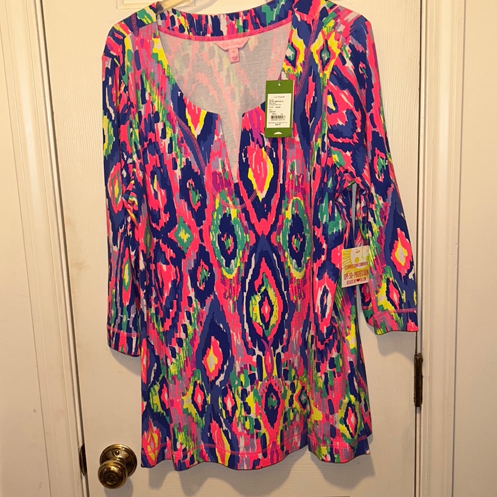 NWT Lilly Pulitzer UPF 50+ Justina Tunic in “Luminescent” Print